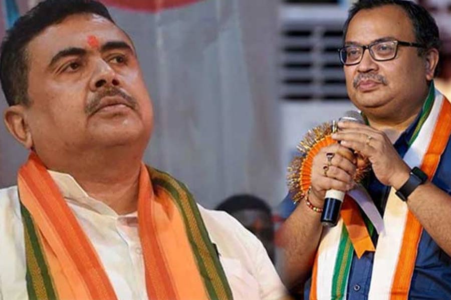 ‘রায় পক্ষেই’, রক্ষাকবচ খুইয়েও দাবি শুভেন্দুর, কুণালের প্রশ্ন, ‘তাহলে আগে কেন আনন্দ করছিল?’