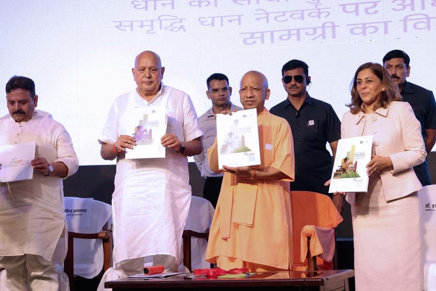 ১ ট্রিলিয়ন অর্থনীতির লক্ষ্যে কৃষিতেই ভরসা যোগীর, উত্তরপ্রদেশ হতে চলেছে ‘গ্লোবাল ফুড বাস্কেট’