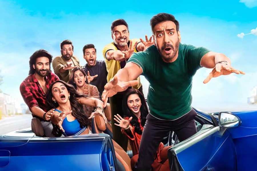 বুডঢা মিল গ্যায়া! ‘দে দে প্যায়ার দে ২’ ট্রেলারে নজর কাড়ল রাকুল-অজয়ের সম্পর্কের মজাদার সমীকরণ