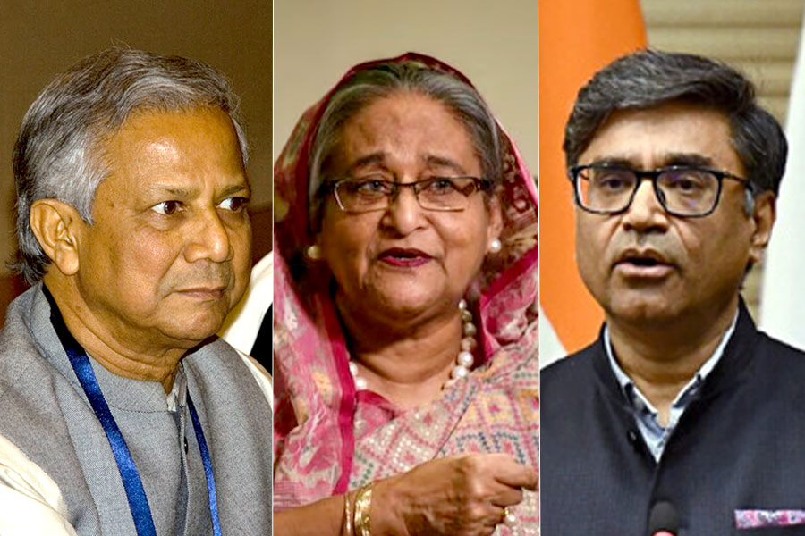 ইউনুসের অনুরোধে হাসিনাকে ফেরাবে নয়াদিল্লি? কী জানালেন বিদেশসচিব?
