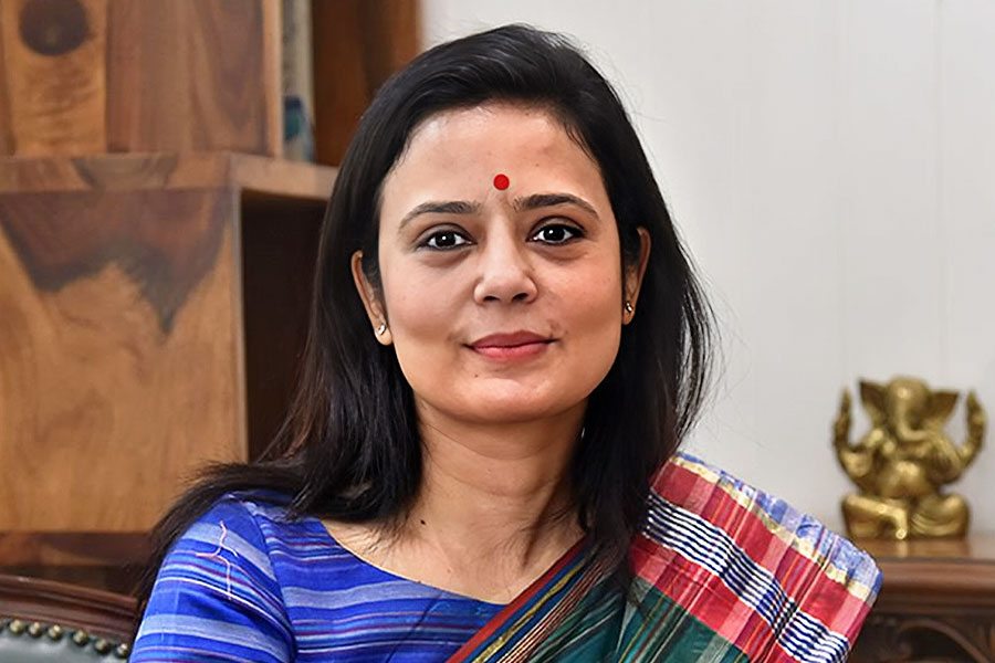 ‘আমার খাবার কেউই খেতে চায় না’, ফিটনেস সিক্রেট ফাঁস করে বললেন মহুয়া