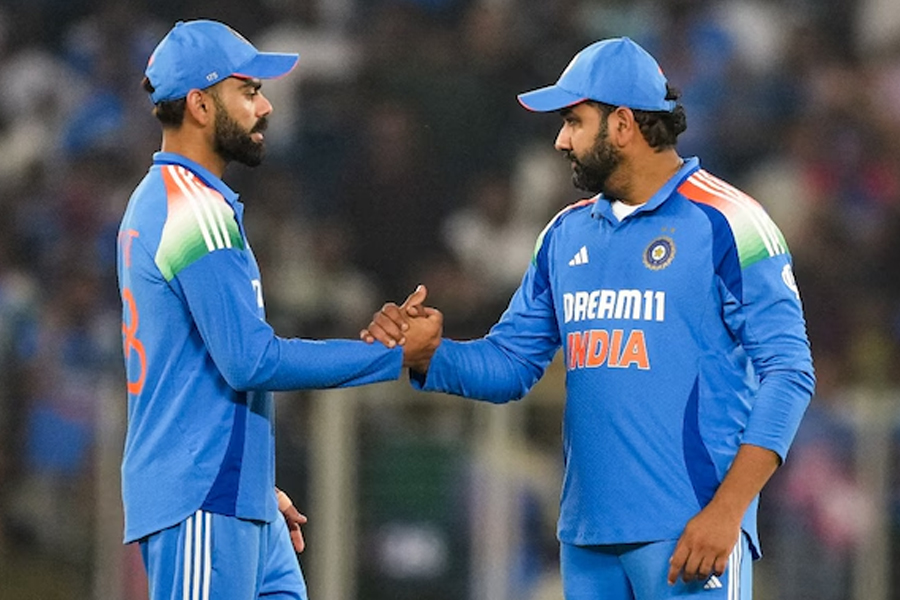 অজি সফরের পর অবসর নয়, জাতীয় দলে জায়গা ধরে রাখতে ঘরোয়া ক্রিকেটে ‘রো-কো’!