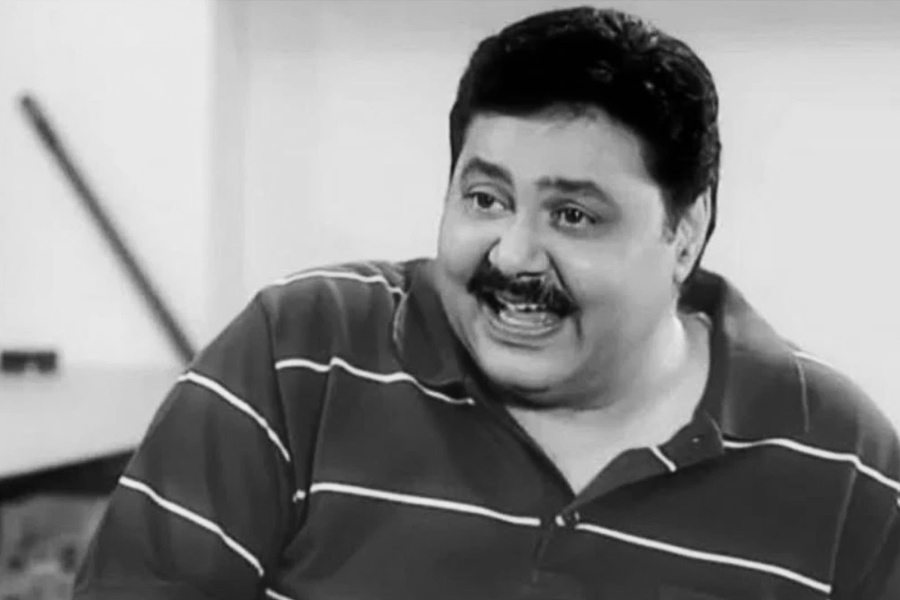 ফের নক্ষত্রপতন! প্রয়াত ‘সারাভাই ভার্সেস সারাভাই’ অভিনেতা সতীশ শাহ
