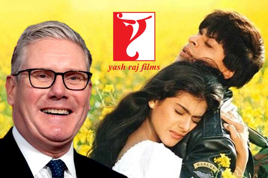 শাহরুখের DDLJ ম্যাজিকে মুগ্ধ ব্রিটেনের প্রধানমন্ত্রী, যশরাজ ফিল্মসের সঙ্গে বড় ‘সিনে-চুক্তি’ স্টার্মারের