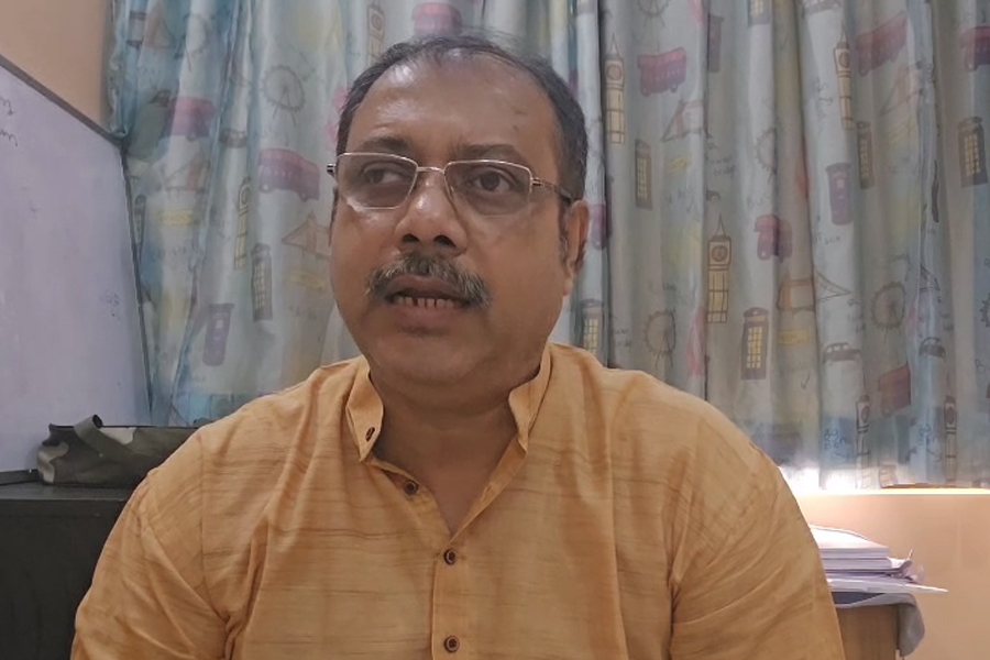 ভোটার তালিকায় বাদ কাউন্সিলর, নেই পরিবারের নাম! ‘রোহিঙ্গা নই’, হুঙ্কার তৃণমূল নেতার