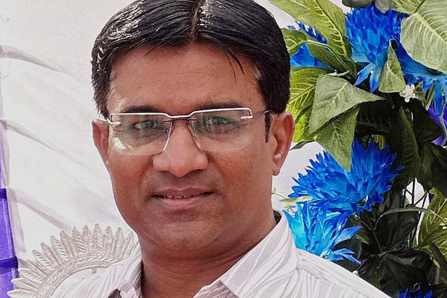 ‘SIR-এর চাপ নিতে পারছি না’, গুজরাটে ‘আত্মঘাতী’ বিএলও, সুইসাইড নোটে শোরগোল