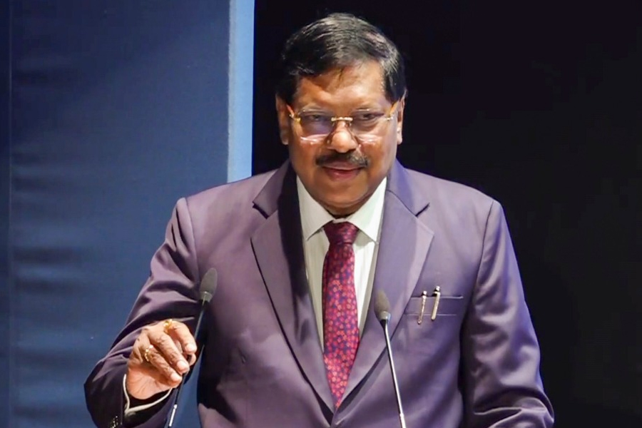 তফসিলি সংরক্ষণের সুবিধা থেকে বাদ যাক ‘ধনী বর্গ’, প্রধান বিচারপতির বক্তব্যে বিতর্ক