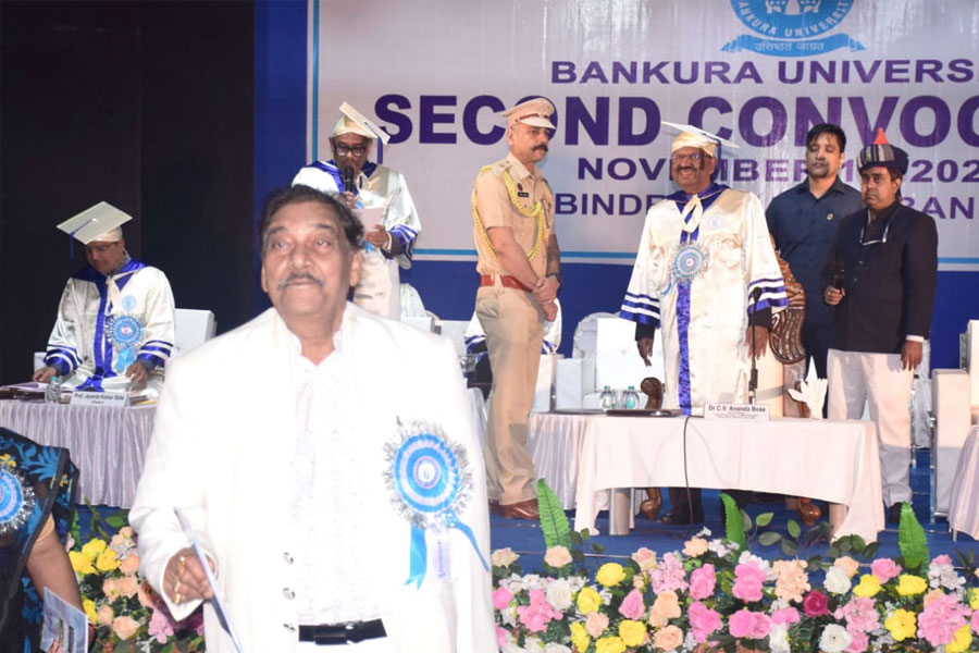 Controversy at Bankura University convocation ceremony