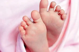 দুই মেয়ের পর ফের কন্যাসন্তান, শান্তিপুরে একরত্তিকে বস্তাবন্দি করে পুকুরে ফেলল দম্পতি!
