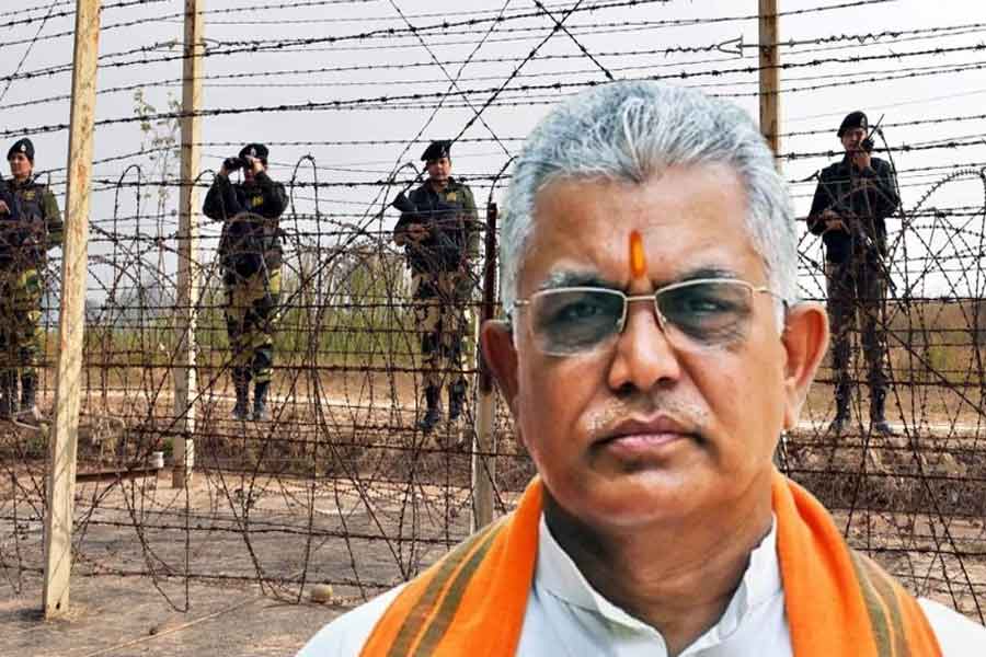 ‘দায় বিএসএফেরও’, অনুপ্রবেশ ইস্যুতে ‘বেসুরো’ দিলীপ, বঙ্গ বিজেপিতে অন্তর্দ্বন্দ্ব?