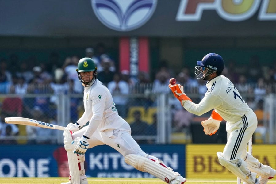 বড় রানের পথে দক্ষিণ আফ্রিকা, গুয়াহাটির ‘প্রথাভাঙা’ টেস্টে ফ্যাকাশে ভারতীয় বোলিং