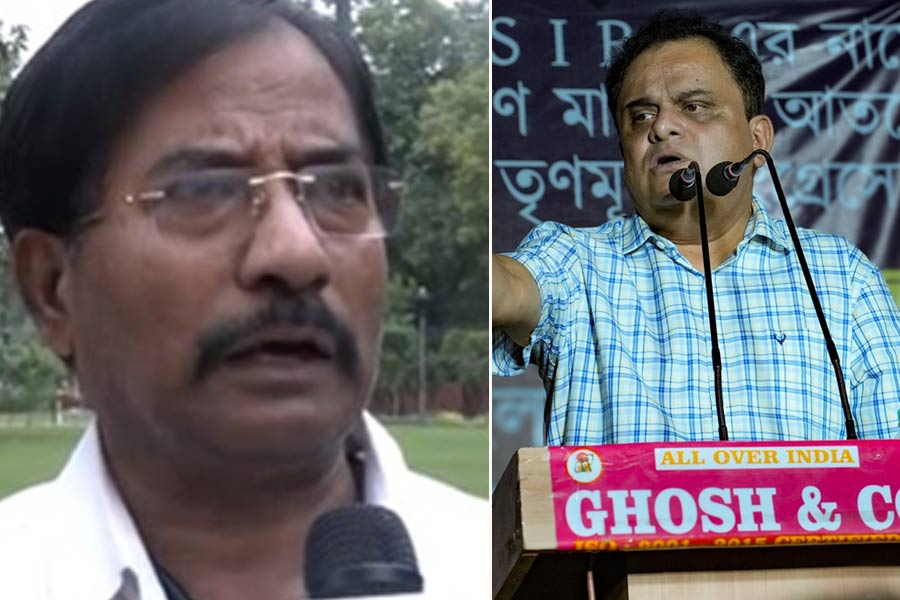 আসলে পুশব্যাকের ফন্দি! ‘বাংলাদেশের সঙ্গে কাঁটাতার তুলে দেব’ বলা জগন্নাথকে কটাক্ষ ব্রাত্যর