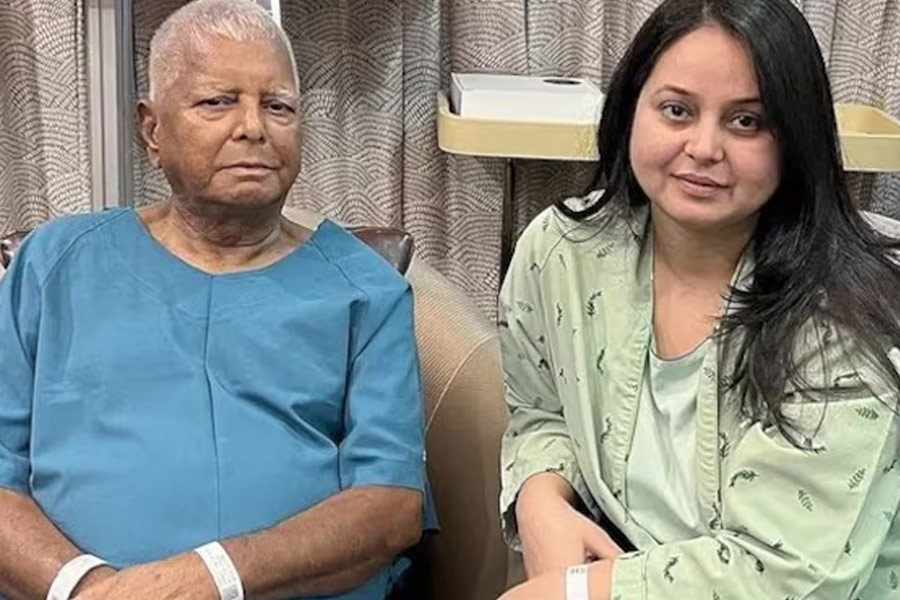 বাবাকে কিডনি দিয়েছিলেন, পরিবার ও দল দুই-ই ছাড়লেন সেই লালুকন্যা