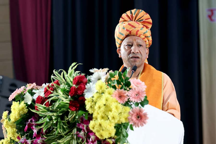 ‘বিচার বিভাগের শক্তি বৃদ্ধি জরুরি’, আইন বিশ্ববিদ্যালয়ের সমাবর্তনে যোগী, কৃতী ছাত্রদের সংবর্ধনাও দিলেন