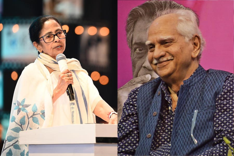 মুম্বই-কলকাতায় সিনেশিল্পের মেলবন্ধন সম্ভব, মুখ্যমন্ত্রীর প্রস্তাবে সায় দিয়ে কী জানালেন রমেশ সিপ্পি?