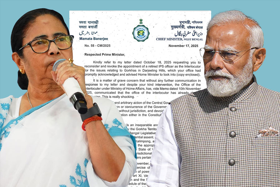 কাজ শুরু কেন্দ্র নিযুক্ত পাহাড়ের ‘মধ্যস্থতাকারী’র! ‘অসাংবিধানিক’ বলে ফের মোদিকে চিঠি মমতার