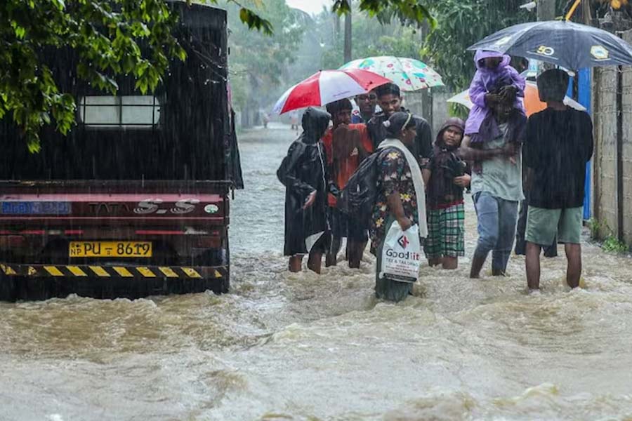 টানা বন্যা ও ধসে বিধ্বস্ত শ্রীলঙ্কা, মৃত অন্তত ৫৬