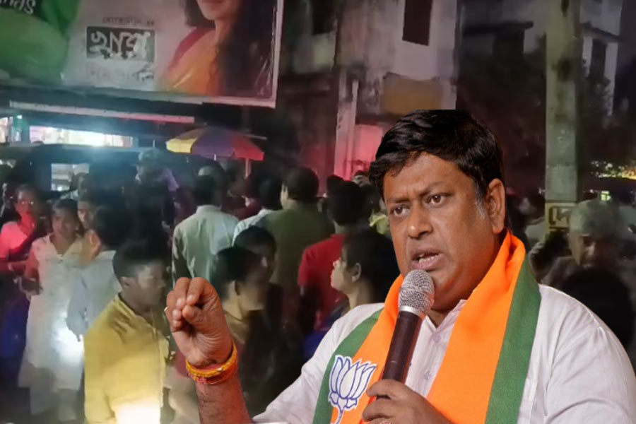 সুকান্তর কনভয়ে থাকা গাড়ি ভাঙচুর! INTTUC অফিসে ‘হামলা’ বিজেপির, নবদ্বীপে খণ্ডযুদ্ধ