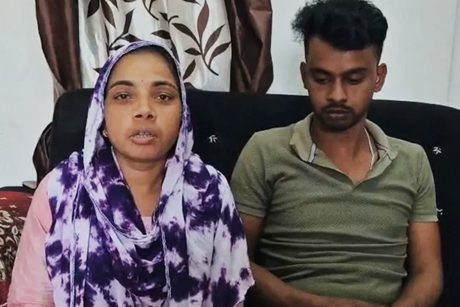 তিন ঘণ্টা ধরে বাংলার দম্পতিকে বেধড়ক মার বেঙ্গালুরু পুলিশের! জুটল ‘বাংলাদেশি’ তকমাও
