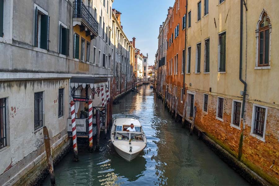 Lifestyle News: These spots scream 'Bring a Partner', solo trips here offer little joy