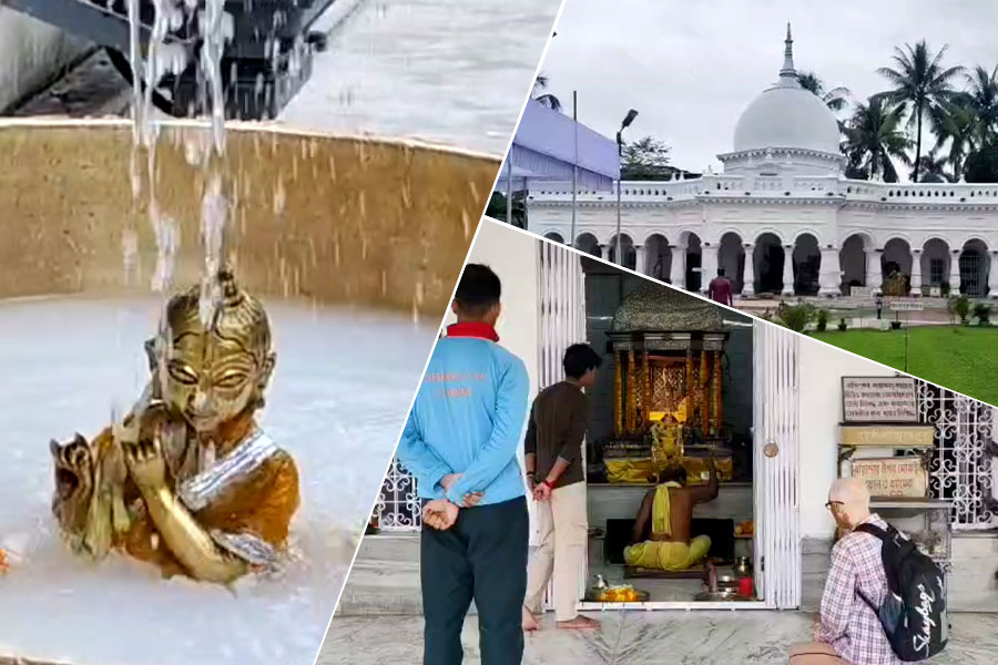 রথযাত্রা শেষে গিয়েছিলেন শয়নে, ১০৮ কলসীর জলে ঘুম ভাঙল কোচবিহারের ছোট মদনমোহনের