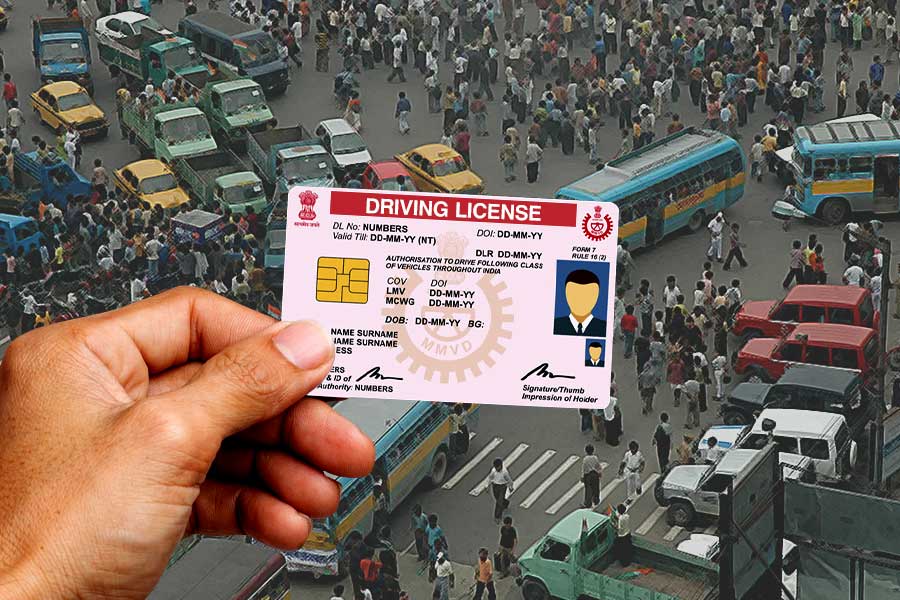 দালাল-দৌরাত্ম্য ঠেকাতে ‘লার্নার’ শংসাপত্র থেকে ‘পারমিট’, এবার রাজ্যে ‘ফেসলেস’ হচ্ছে ৫০ পরিষেবা
