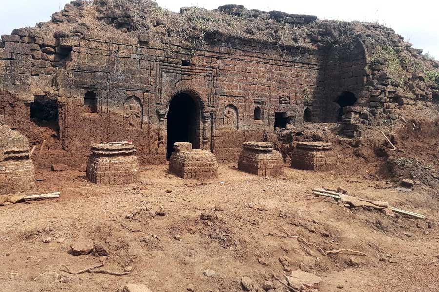 আড়াই কোটি বরাদ্দ করে রাজ্য সরকার, শুরু হল রানী শিরোমণির ‘কর্ণগড়’ সংস্কারের কাজ