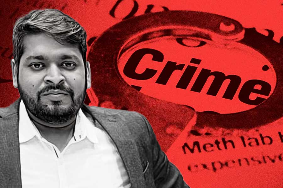 ডেটিং অ্যাপে ফাঁদ, ব্ল্যাকমেলে বাধা দিতেই ‘খুন’ আদর্শ! কসবা কাণ্ডে কী বলছে পুলিশ?