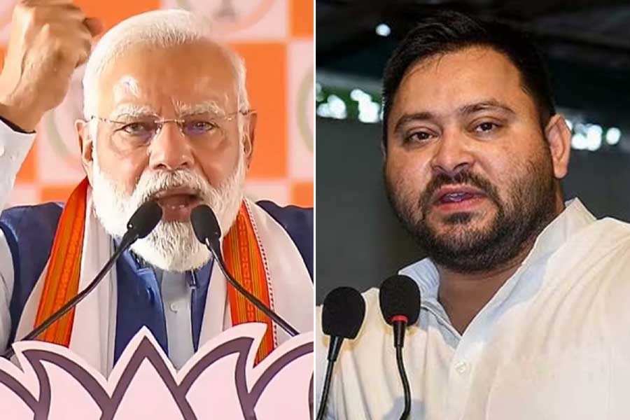 ভোটমুখী বিহারে মোদির ‘কাট্টা’ মন্তব্যে বিতর্কের ঝড়, নিন্দায় সরব তেজস্বী