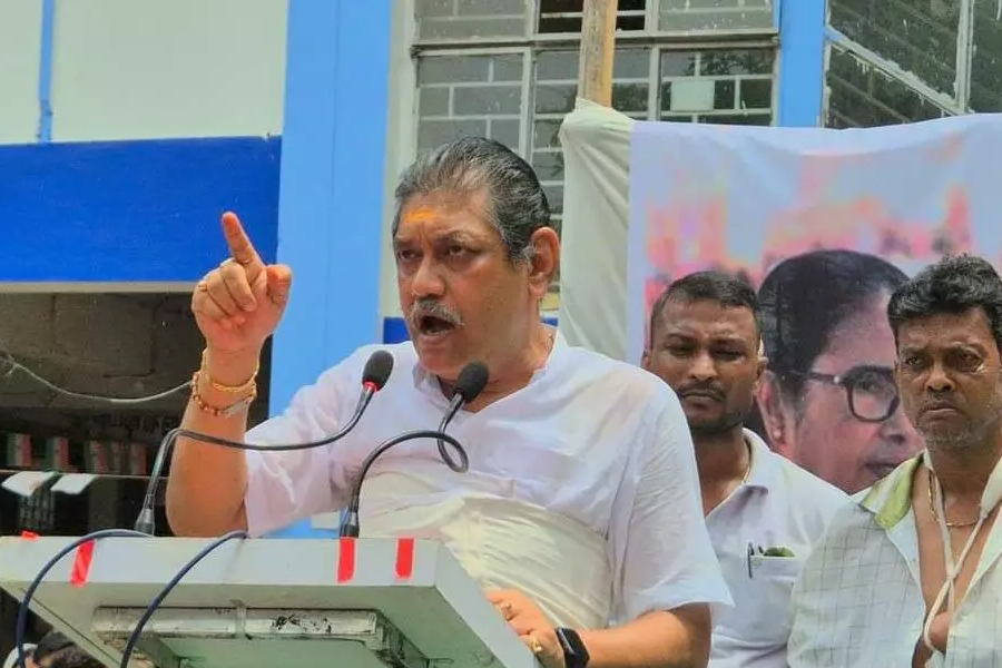 ‘বোর্ড মিটিং পরে করবেন, SIR ক্যাম্পে আসুন’, আসানসোলের মেয়র পারিষদকে ধমক জেলা সভাপতির