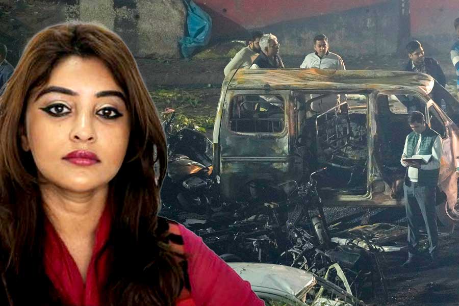 ‘১ সপ্তাহ আগেই কথা হল’, দিল্লি বিস্ফোরণে প্রিয়জনকে হারিয়ে কান্নায় ভেঙে পড়়লেন অভিনেত্রী পায়েল!
