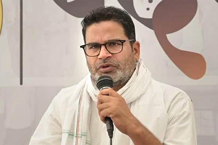 সাংগঠনিক কমিটি ভাঙার পর ‘ডাল মে কুছ কালা হ্যায়’, ভোটে হেরে নতুন দাবি পিকের