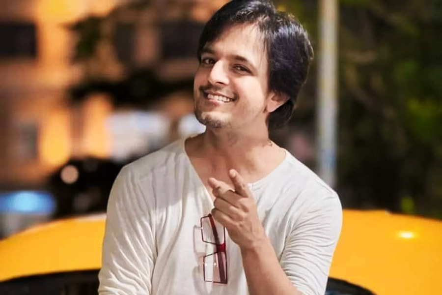 বিতর্কিত মন্তব্যেই ছিঁড়েছে ভাগ্যের শিকে, বড়পর্দায় ঋজু কবে বলবেন ‘ইউ লুক গুড ইন শাড়ি’?