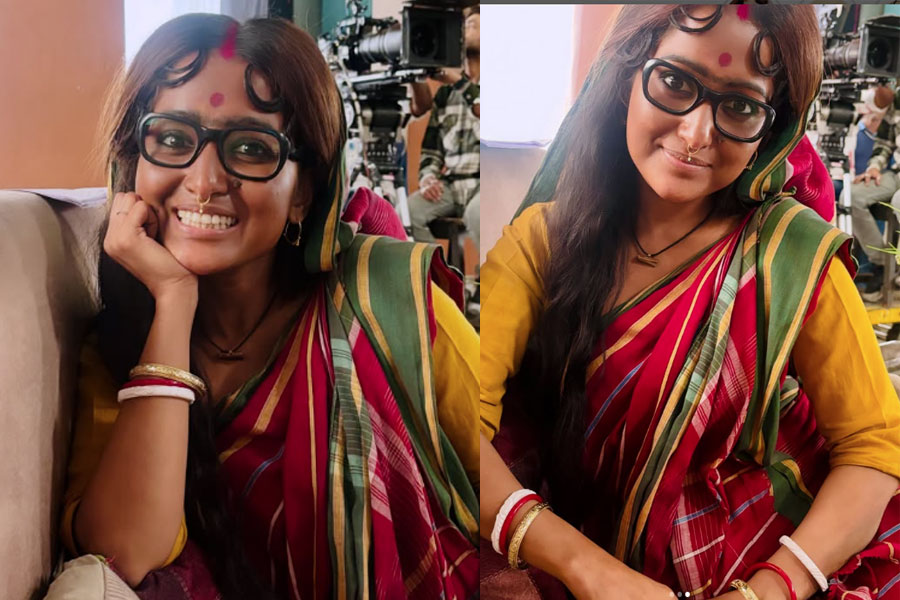 গায়ের রঙ ঘোর কালো, চোখে মোটা ফ্রেমের চশমা, এ কোন লুক ছোটপর্দার এই অভিনেত্রীর!