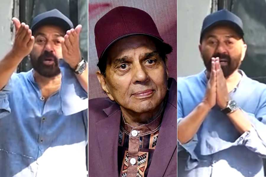 অসুস্থ ধর্মেন্দ্রর বাড়ির বাইরে পাপারাজ্জিদের ভিড়, ক্ষুব্ধ সানি বললেন, ‘আপনাদের লজ্জা নেই?’