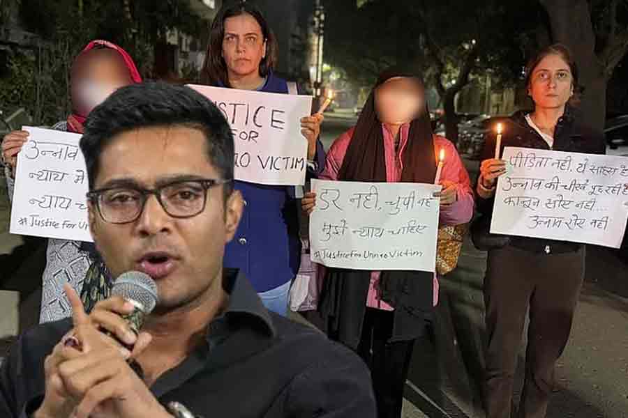 ‘এটা বেটি বাঁচাওয়ের বাস্তবতা?’, উন্নাওয়ের নির্যাতিতার হেনস্তা ও যোগীর মন্ত্রীর রসিকতা নিয়ে তোপ অভিষেকের