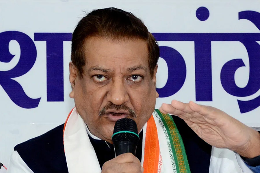 ‘অপারেশন সিঁদুরের প্রথম দিনই ভারত হেরে গিয়েছিল’, মহারাষ্ট্রের প্রাক্তন মুখ্যমন্ত্রীর মন্তব্যে বিতর্ক