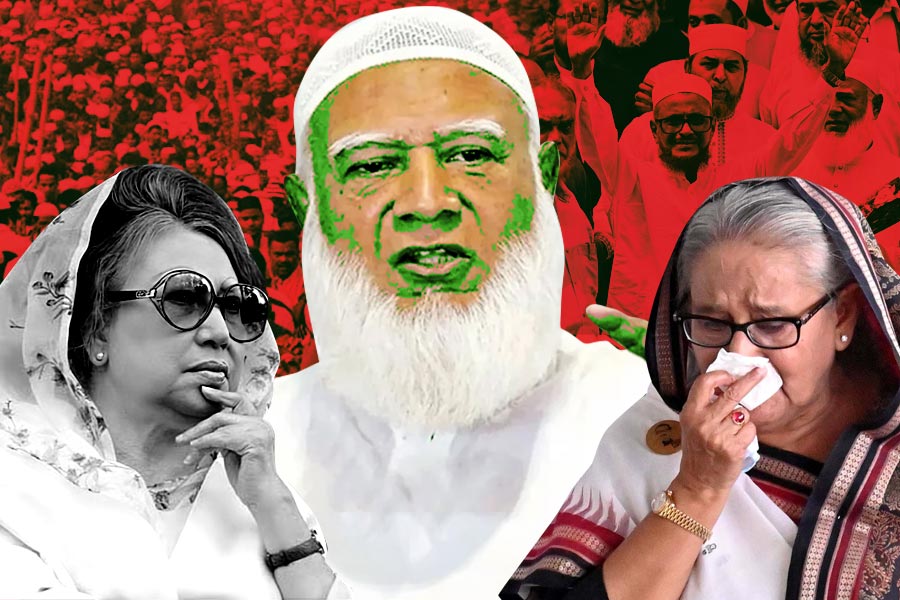 প্রয়াত খালেদা, দেশান্তরী হাসিনাও! বাংলাদেশের ‘রাজনৈতিক শূন্যতায়’ জামাতের পৌষমাস?