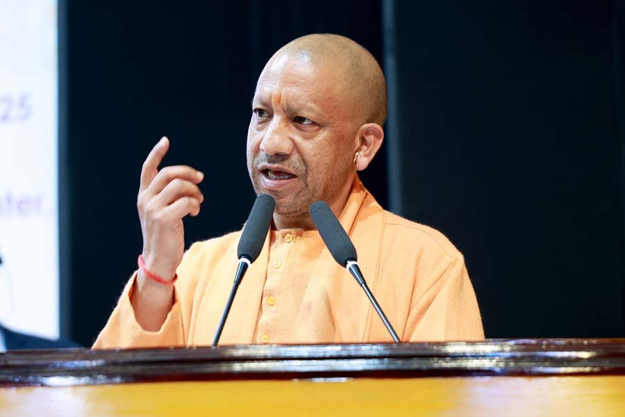 সার মাফিয়াদের বিরুদ্ধে কড়া পদক্ষেপ, কৃষকদের স্বার্থে এনএসএ প্রয়োগের নির্দেশ যোগীর