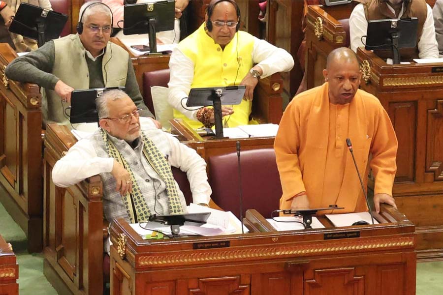 উত্তরপ্রদেশের উন্নয়নে গতি বাড়ানোই উদ্দেশ্য, ২৪ হাজার কোটির অতিরিক্ত বাজেট যোগী সরকারের