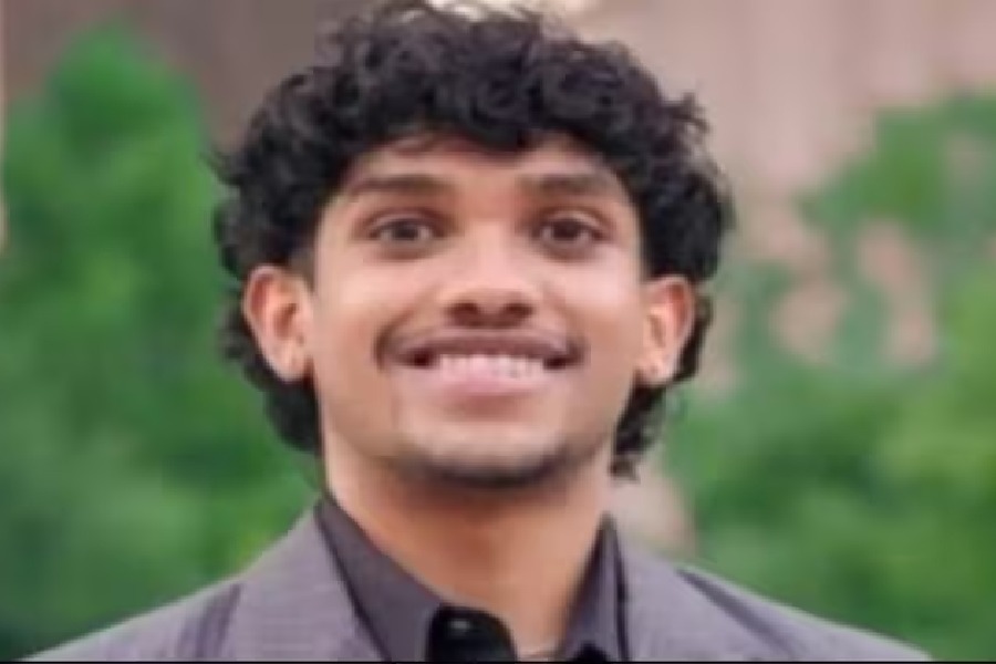 অগ্নিসংযোগ, হামলার হুমকি! আমেরিকায় গ্রেপ্তার ভারতীয় বংশোদ্ভূত