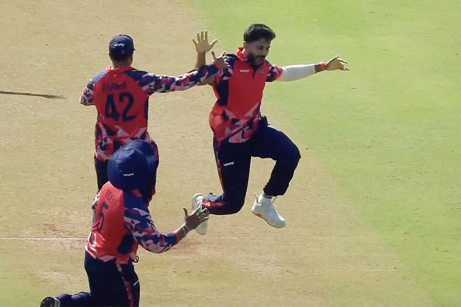নিলামের আগেই মুস্তাক আলিতে হ্যাটট্রিক নীতীশ রেড্ডির, ডাহা ফেল ভেঙ্কি-রজতরা