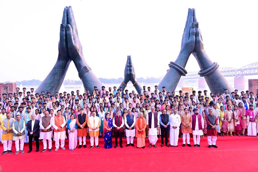 ‘কাশী-তামিল মিলন উৎসবে শক্তিশালী এক ভারত-শ্রেষ্ঠ ভারত ভাবধারা’, মন্তব্য যোগীর