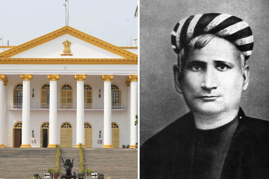 ফের বঙ্কিম-আবেগ, এবার সাহিত্যসম্রাটকে শ্রদ্ধা জানিয়ে লোকভবনের গেটের নামবদল