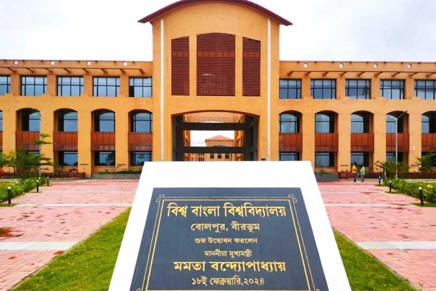 কথা রাখলেন মুখ্যমন্ত্রী মমতা বন্দ্যোপাধ্যায়, বিশ্ববাংলা বিশ্ববিদ্যালয়ে বিশেষ চেয়ার ওঙ্কারনাথের নামে