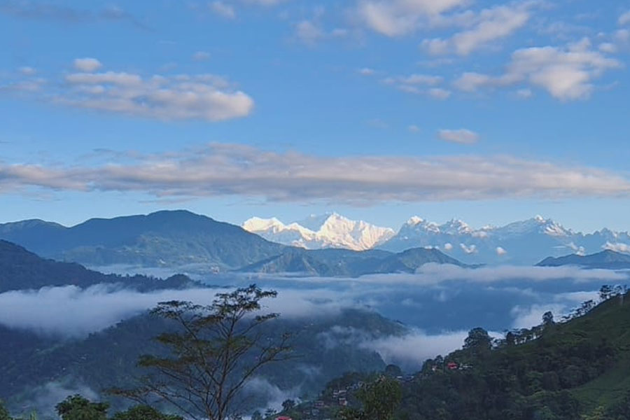 North Sikkim will be covered in a white blanket of snow before Christmas, Will it snow fall in Darjeeling
