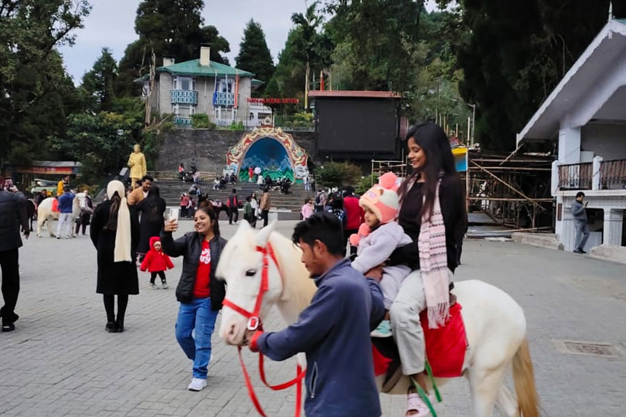 North Sikkim will be covered in a white blanket of snow before Christmas, Will it snow fall in Darjeeling