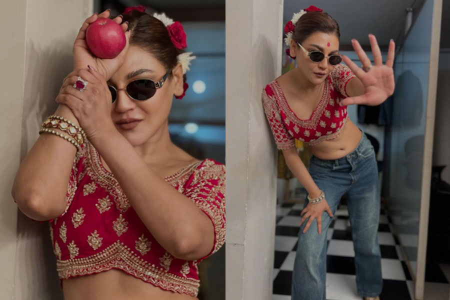 ‘নিষিদ্ধ বিষয়েই সব সুখ’, জিনস-ব্লাউজ পরে আপেলে কামড় বসিয়ে কীসের ইঙ্গিত লাস্যময়ী জয়ার?