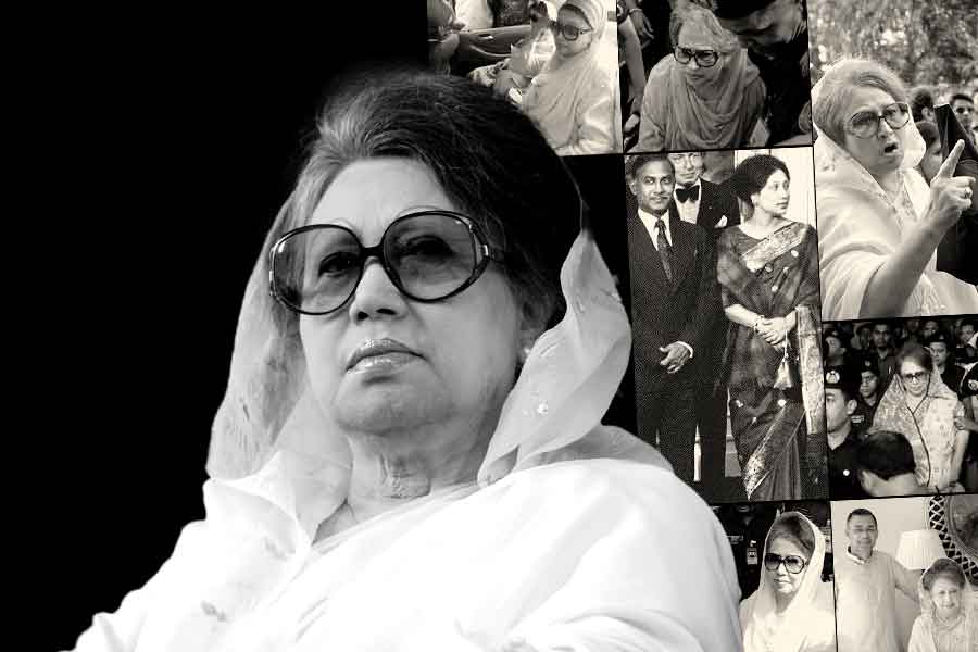 সন্তানহারা মা থেকে সর্বোচ্চ ক্ষমতায়, কেন খালেদায় রচিত ইতিহাস?