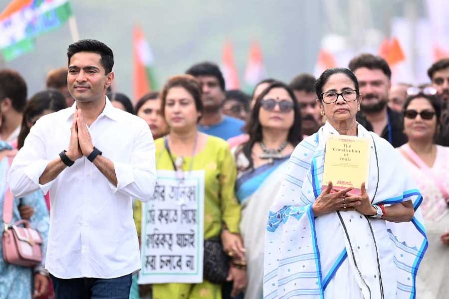 ২৯৪ কেন্দ্রেরই দলীয় কো-অর্ডিনেটরের নাম ঘোষণা তৃণমূলের